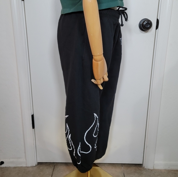 This Is Kaos Flame Sweatpants Size Large (Unisex) - Picture 5 of 10